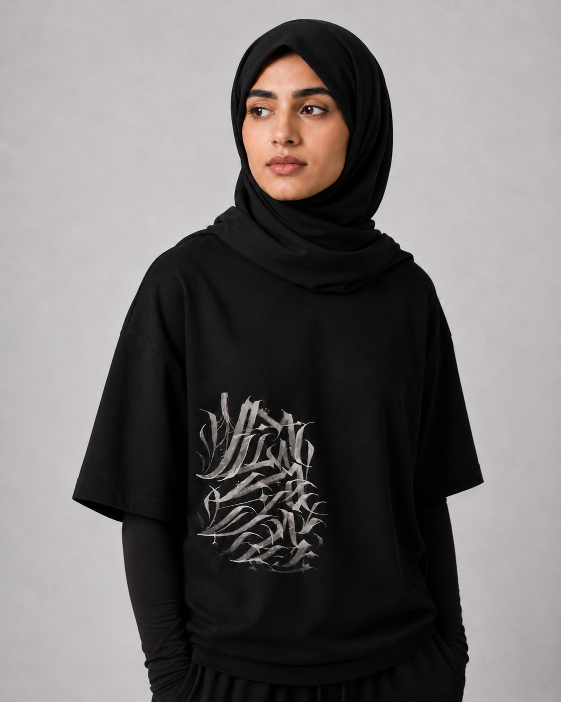 "Calligraphy" Crescent Back-Print Oversized Tee – Women