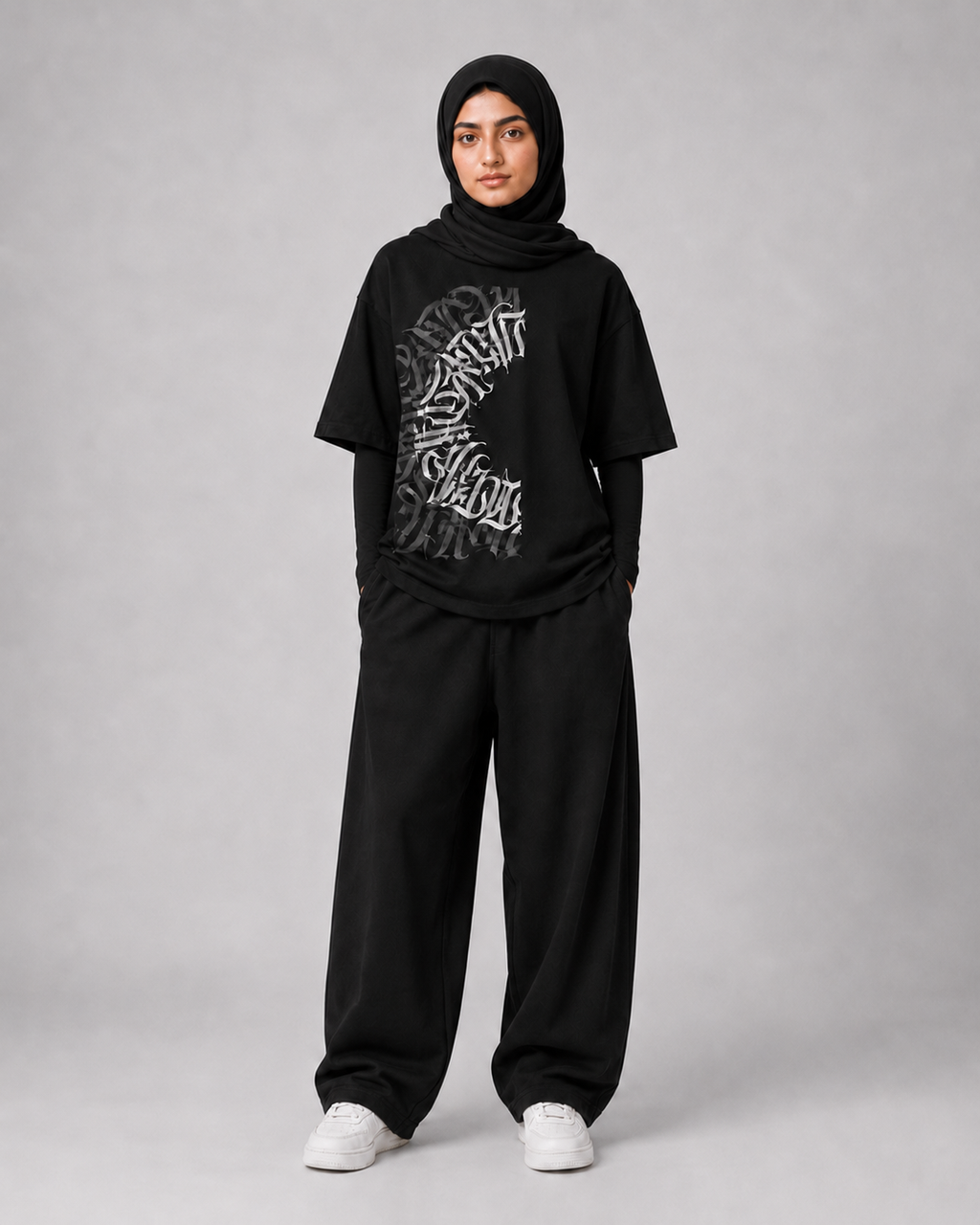 "Calligraphy" Abstract Gothic Front-Print Oversized Tee – Women