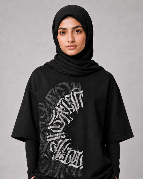 "Calligraphy" Abstract Gothic Front-Print Oversized Tee – Women